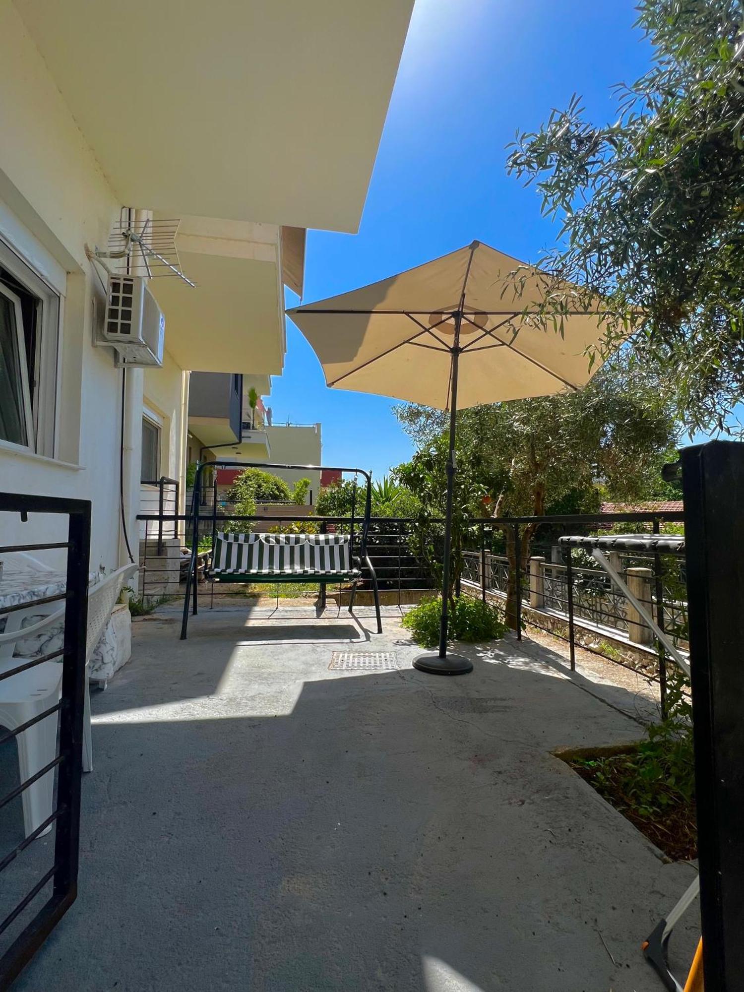 Kalamitsa Apartment By The Beach Kavala Esterno foto